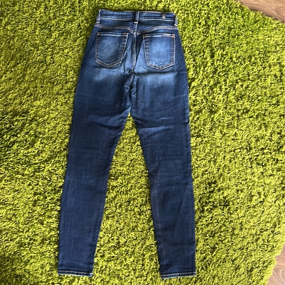 7 for all Mankind high rise skinny Jean - Picture 2 of 3